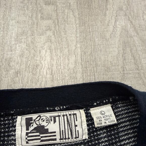 Vintage Geometric Cardigan Sweater Men's Large Black White Knit 90s Abstract - Picture 4 of 7